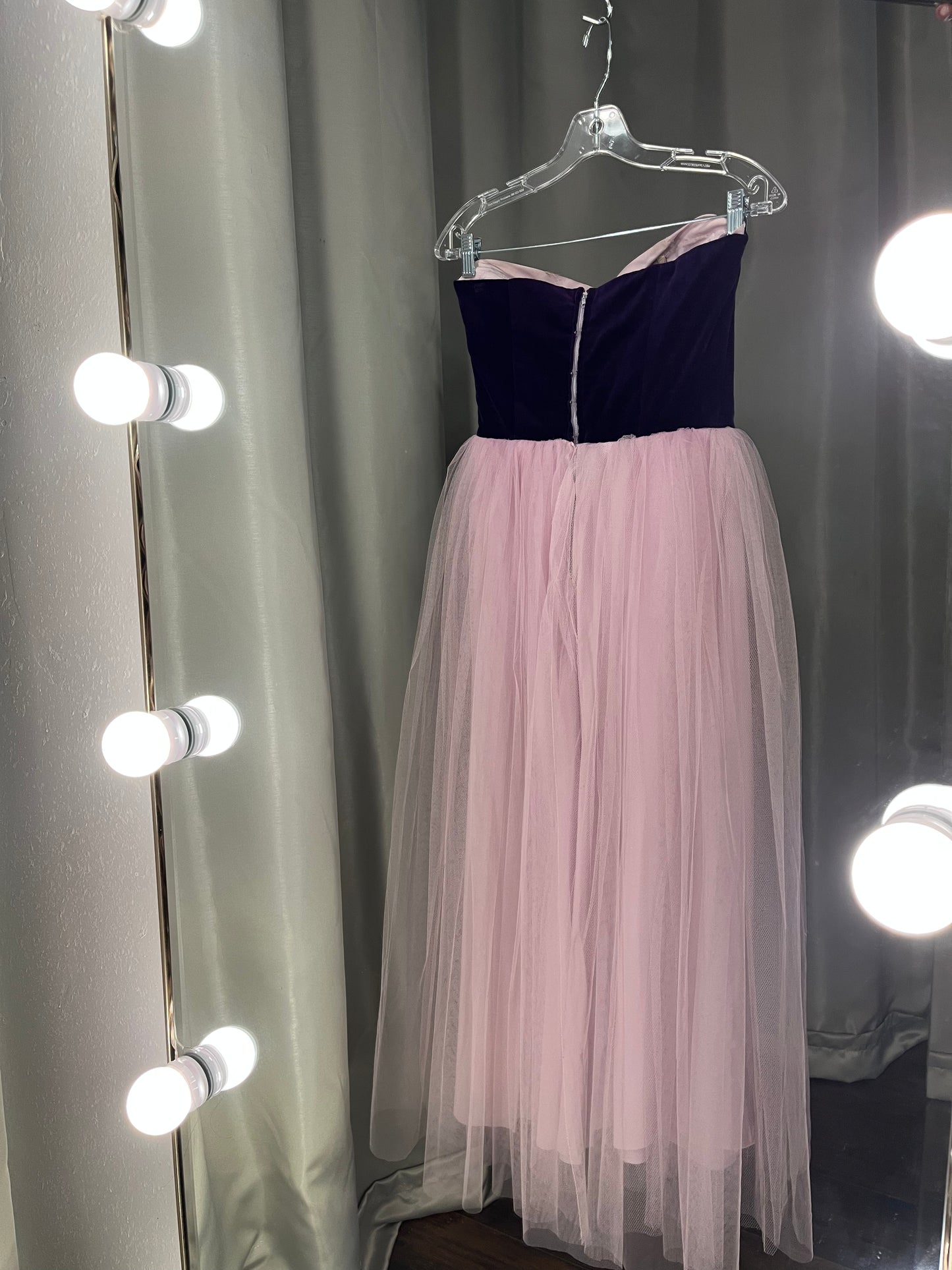 1950s Vintage Purple Cup Cake Dress