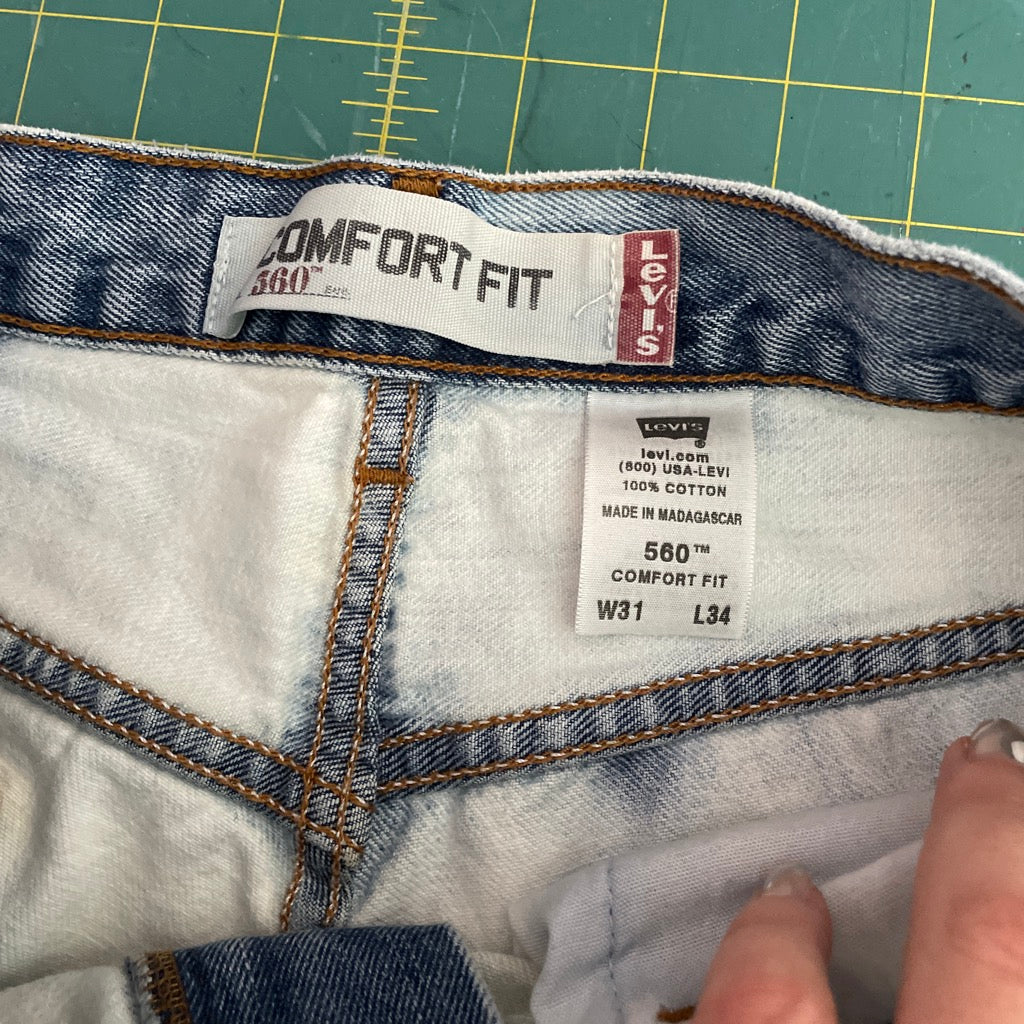 vintage Levi’s 560 Bleach Dyed Cut Offs