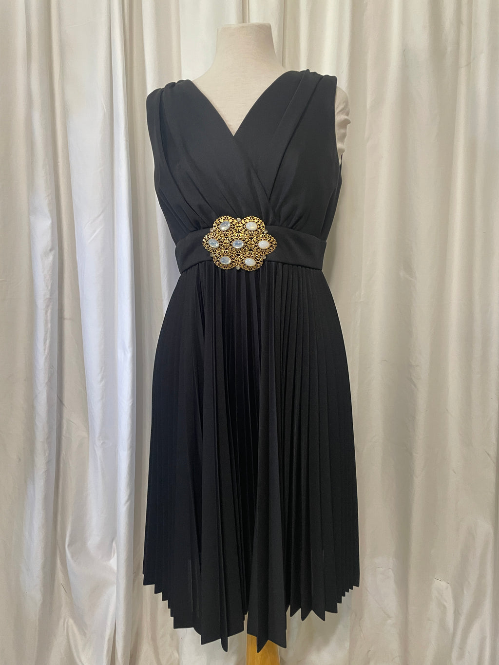 Palm Royale Retro Black Dress