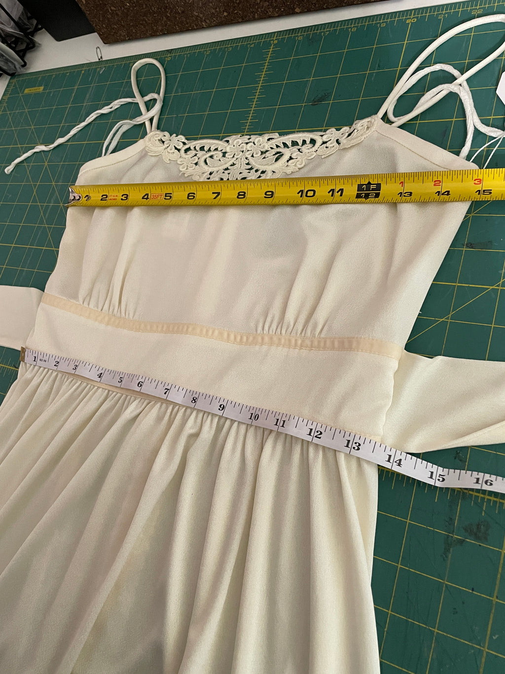 Cream 70s Maxi