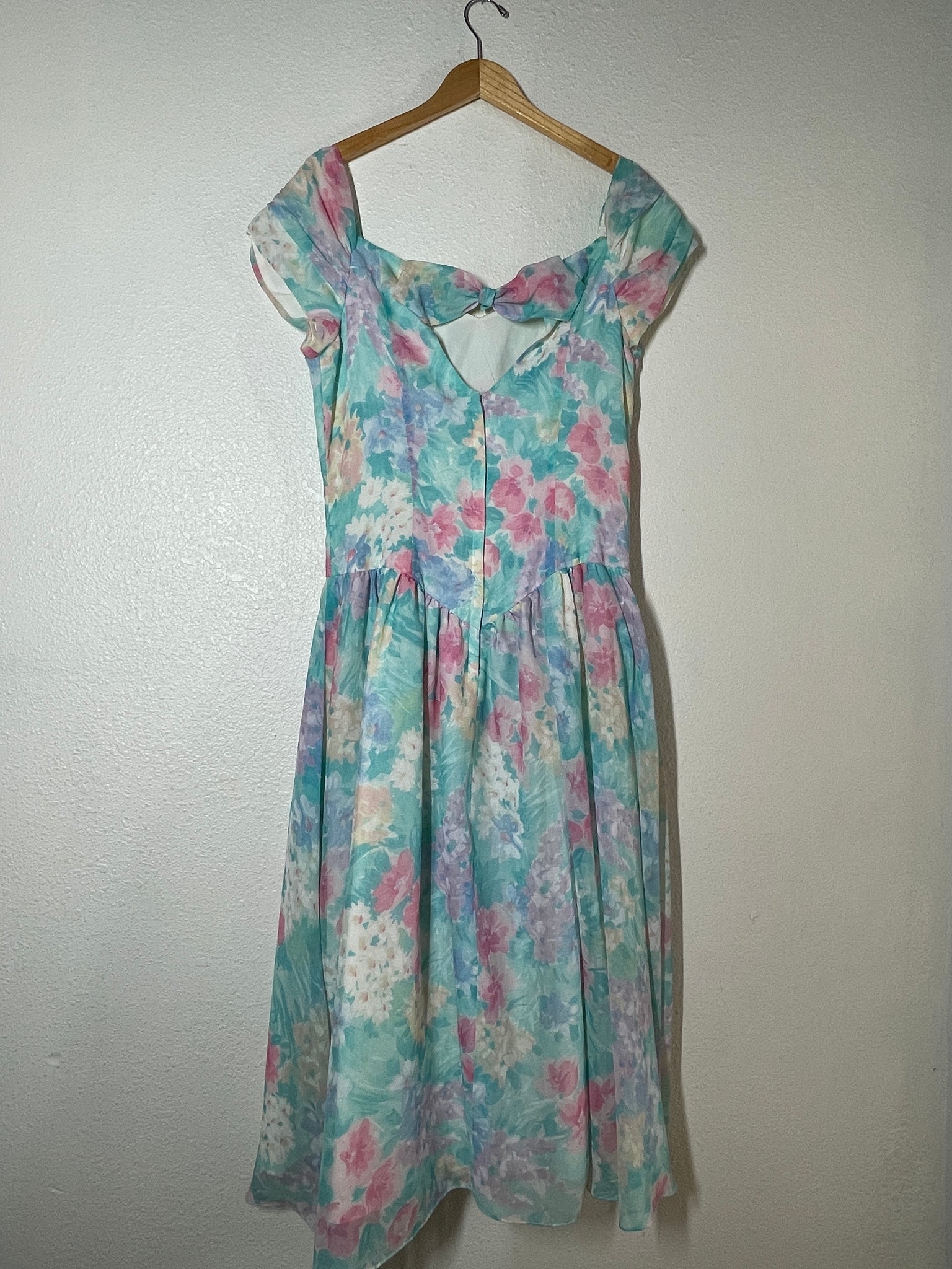 Plus Size Vintage 90’s Floral Dress